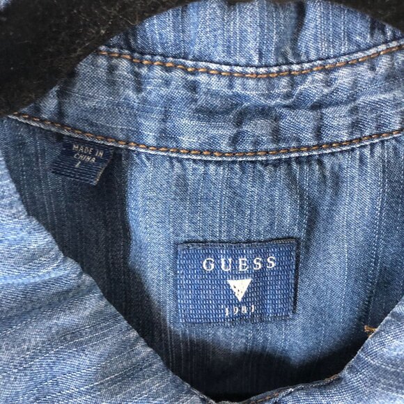 Guess Womens Top Chambray Chiffon Sheer Sleeveless Button Front Blue Ivory L - Picture 3 of 3